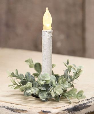 Picture of Frosted Boxwood Candle Ring