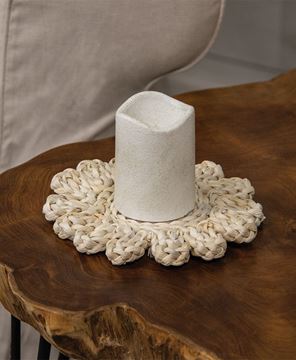 Picture of Corn Husk Flower Shape Candle Mat, Medium